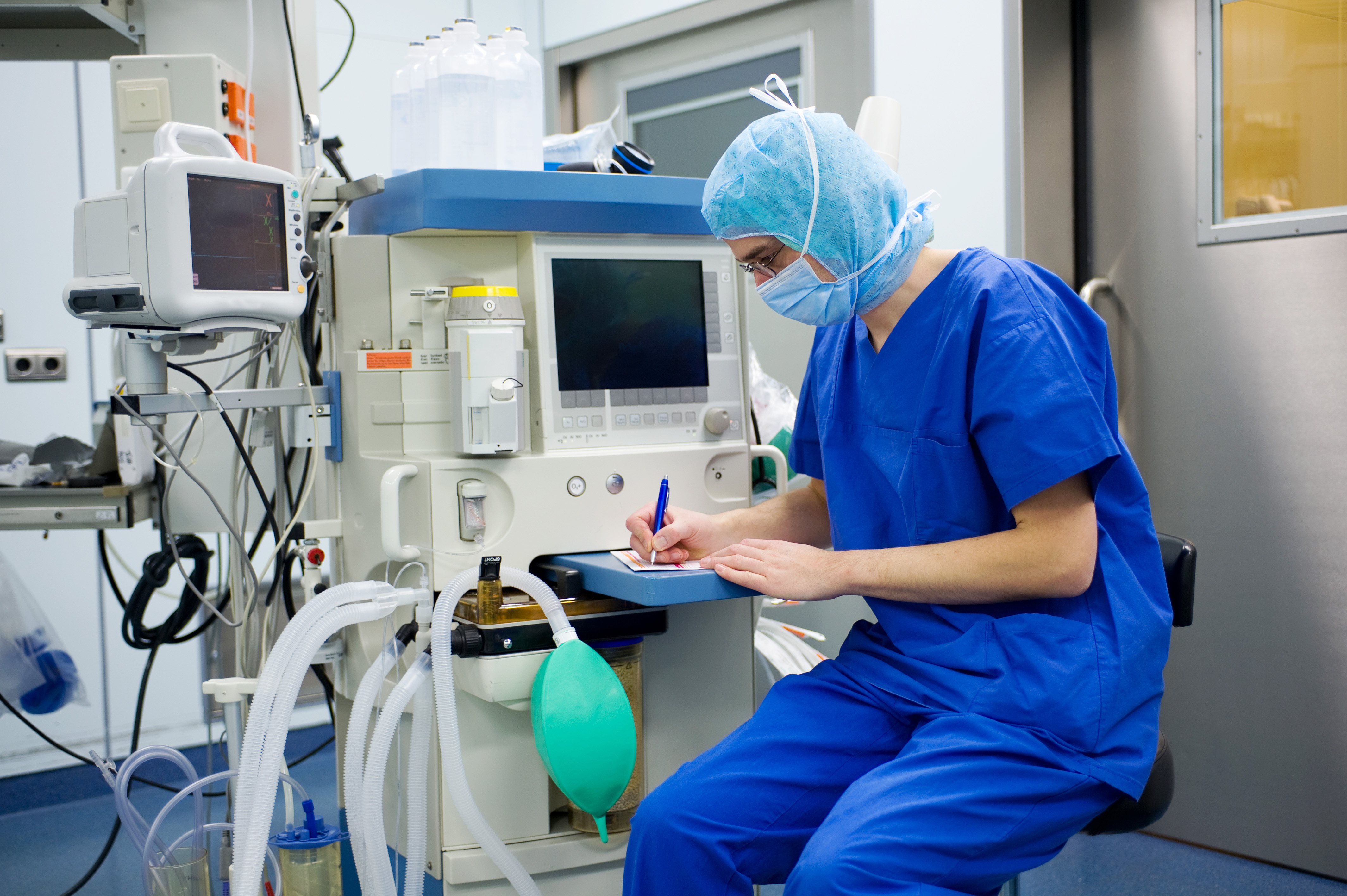 Рабочее место анестезиолога в операционной