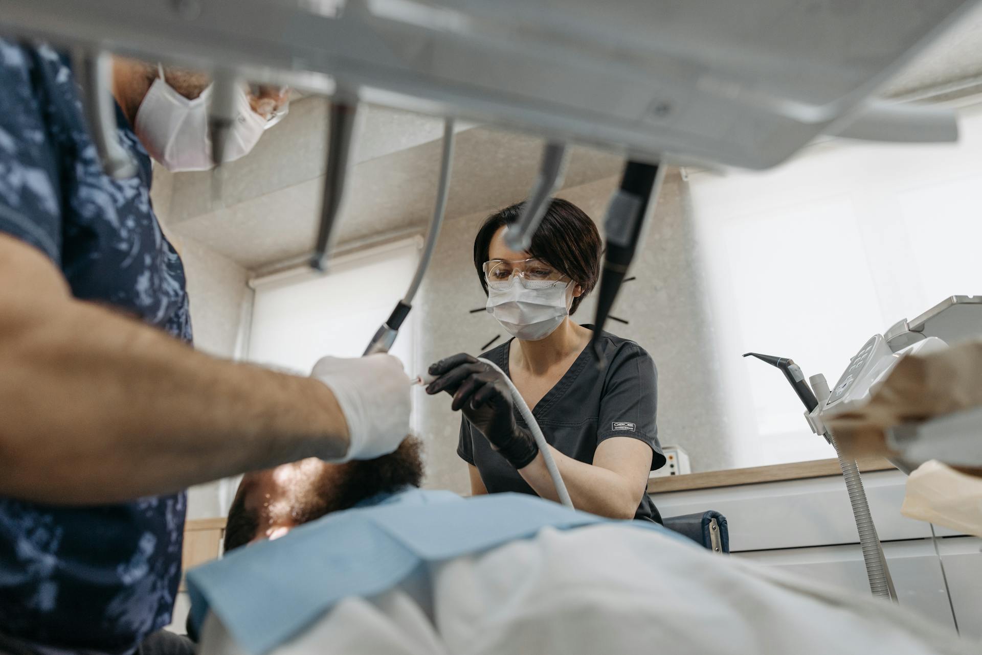 Wisdom teeth removal surgery